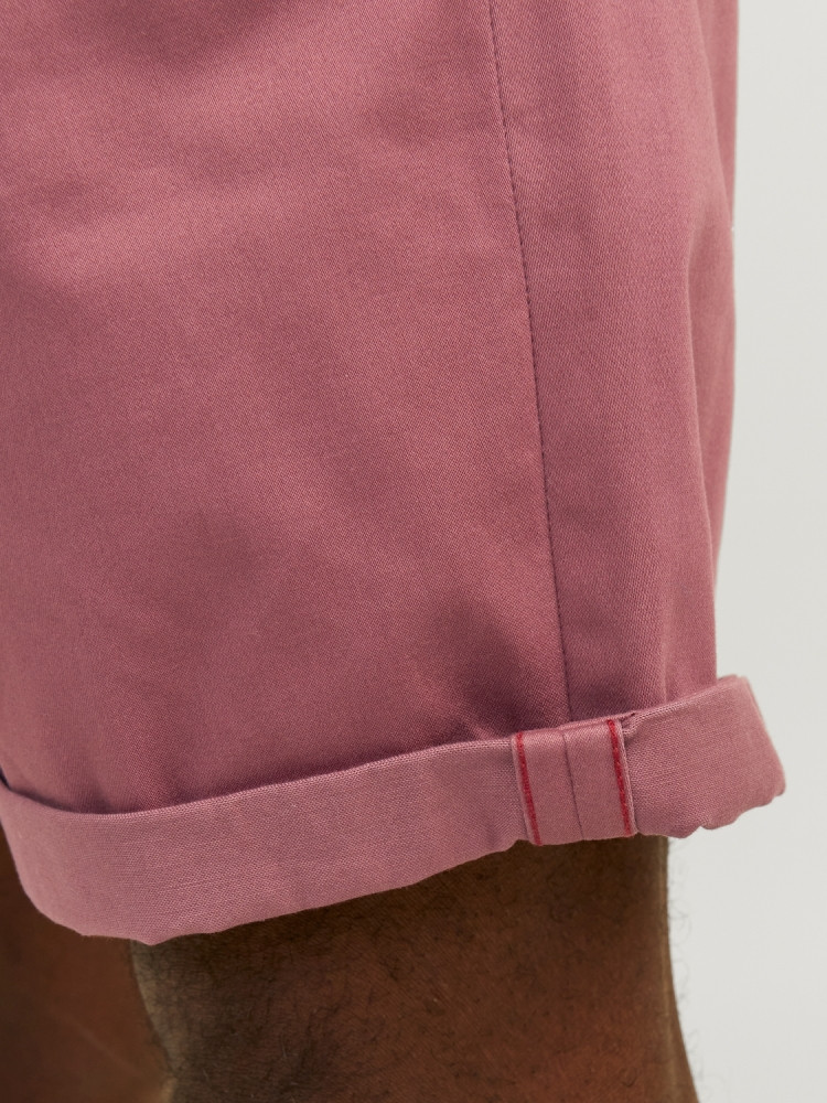 BERMUDA CORTE CHINO BURDEOS