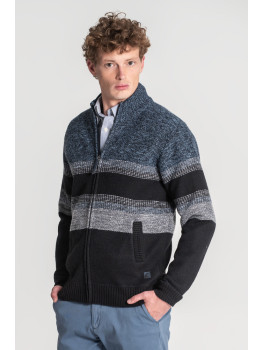 CHAQUETA AZUL COMBINADA CON FORRO POLAR 2