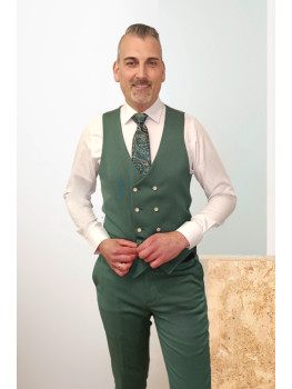 TRAJE VERDE CON CHALECO 2