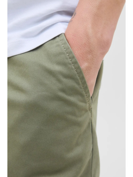 BERMUDA CORTE CHINO VERDE