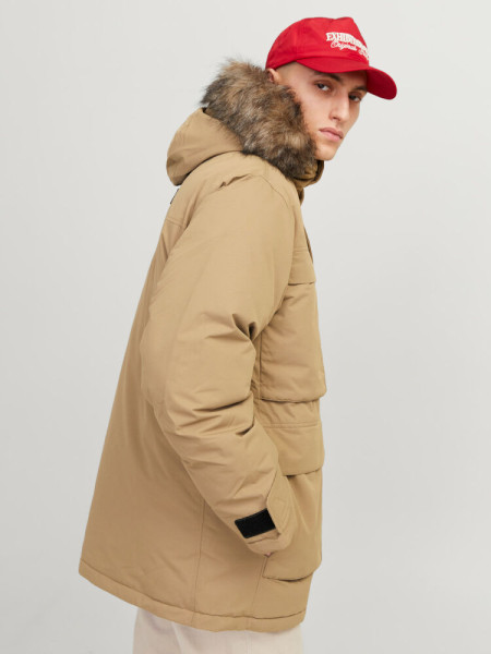 PARKA CAPUCHA PELO