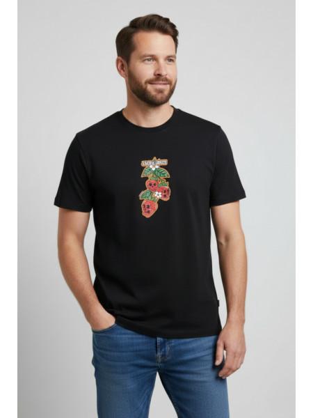 CAMISETA NEGRA CALAVERAS FRESAS