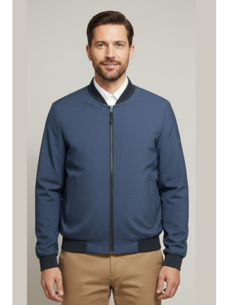 CAZADORA REVERSIBLE TECH FIT